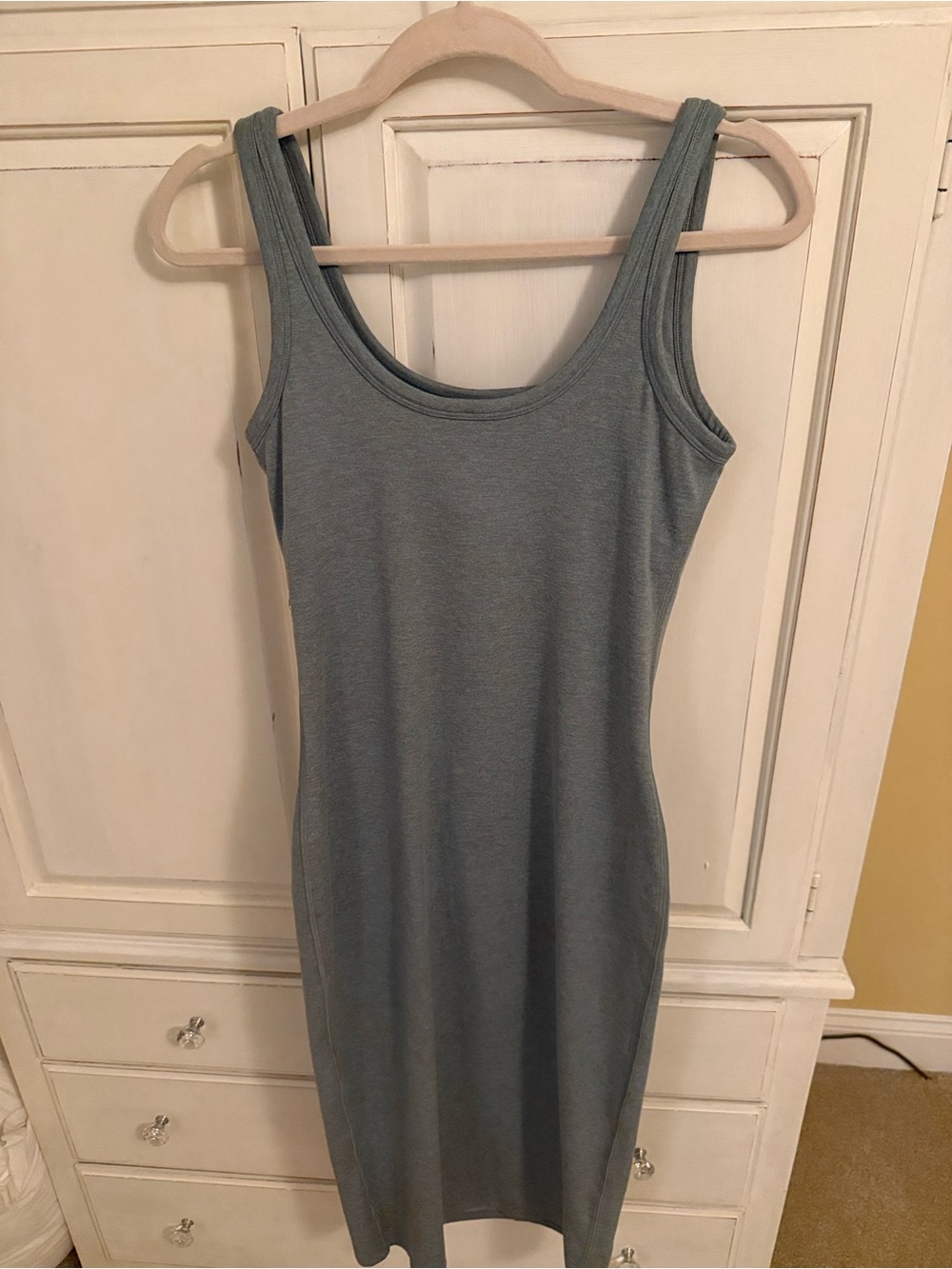 Vuori Lake Heather Scoop-Neck Midi Tank Dress - Picture 6 of 8